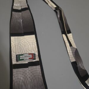 Gasparo Black and Gray Patterned Tie